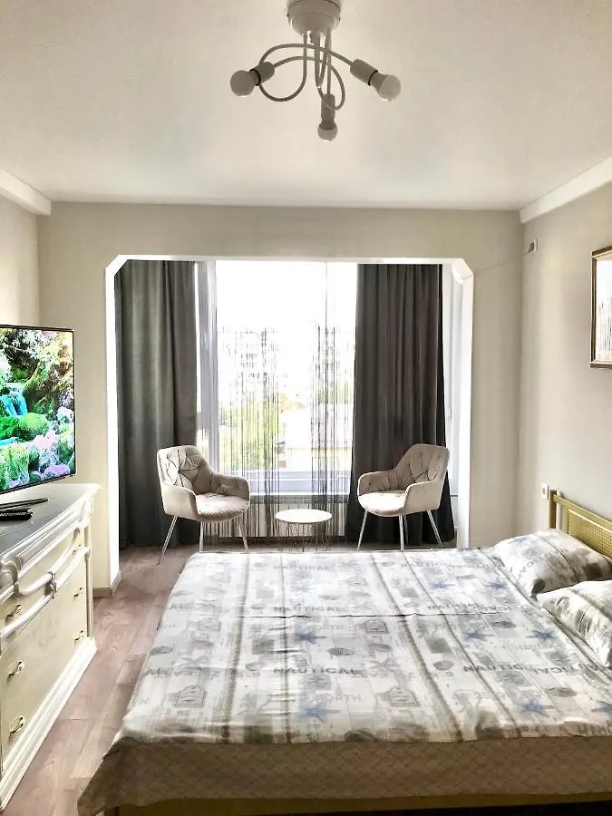 Apartment Metro Minska Kyiv